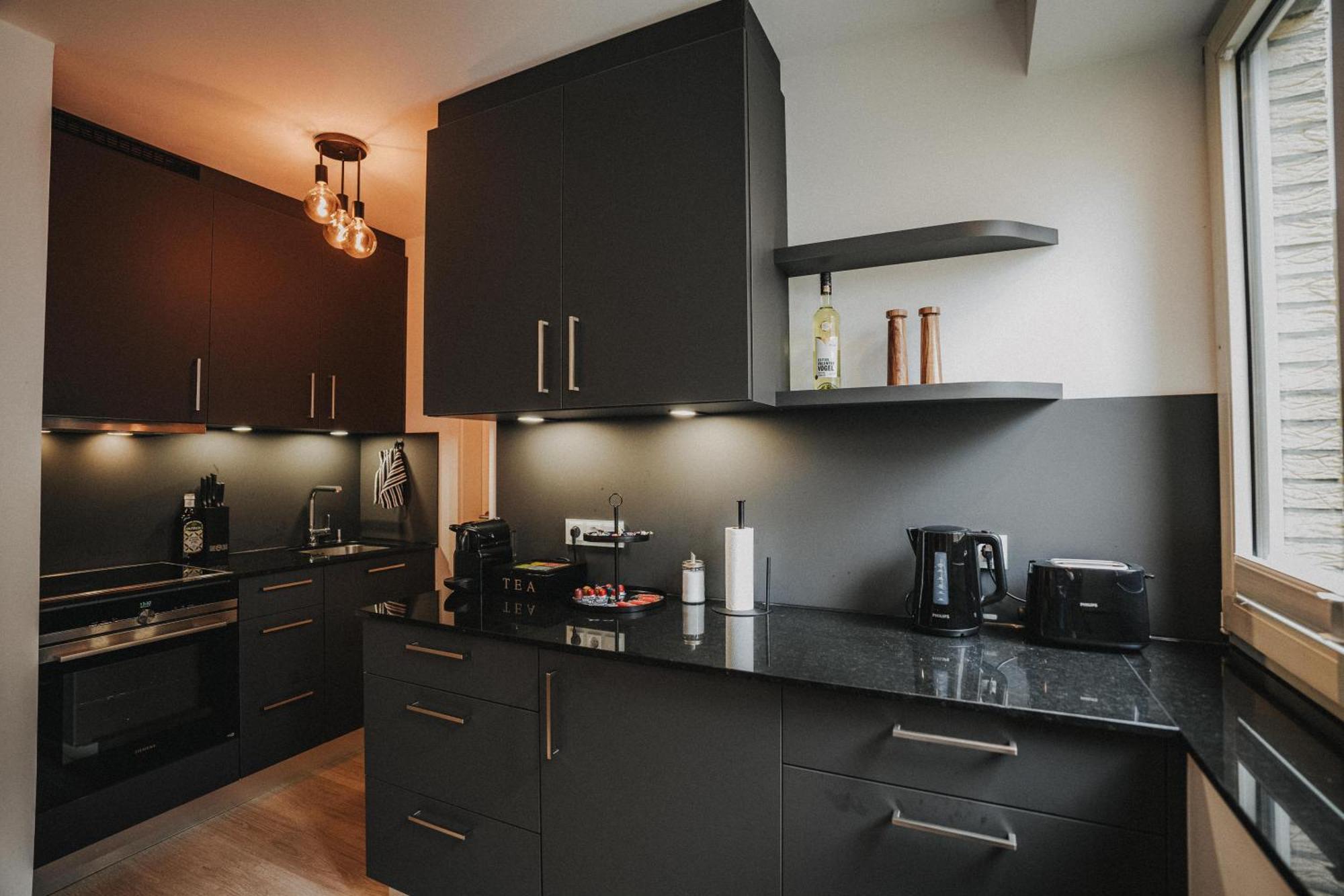 Downtown Apartment Mit Luxusbad Am Hafen Nur 5 Minuten Zu Fuss In Die Innenstadt Und Zum Bahnhof! Oldenburg Zewnętrze zdjęcie