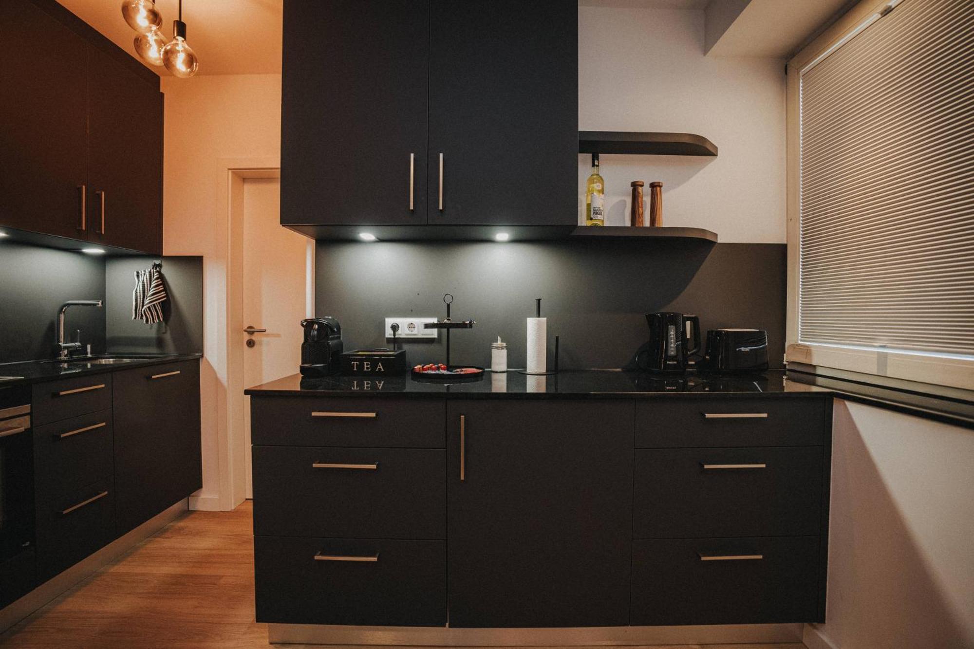 Downtown Apartment Mit Luxusbad Am Hafen Nur 5 Minuten Zu Fuss In Die Innenstadt Und Zum Bahnhof! Oldenburg Zewnętrze zdjęcie
